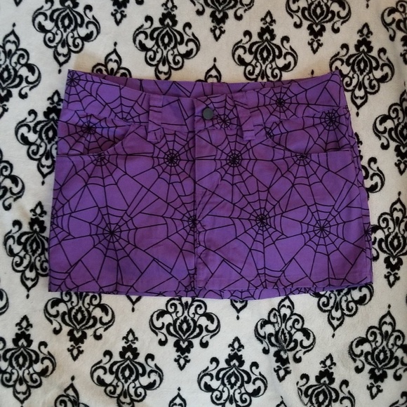 Switchblade Stiletto gothic spiderweb mini skirt - Picture 1 of 4